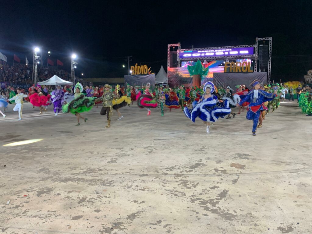 O coração da floresta pulsa no compasso da Rádio Farol