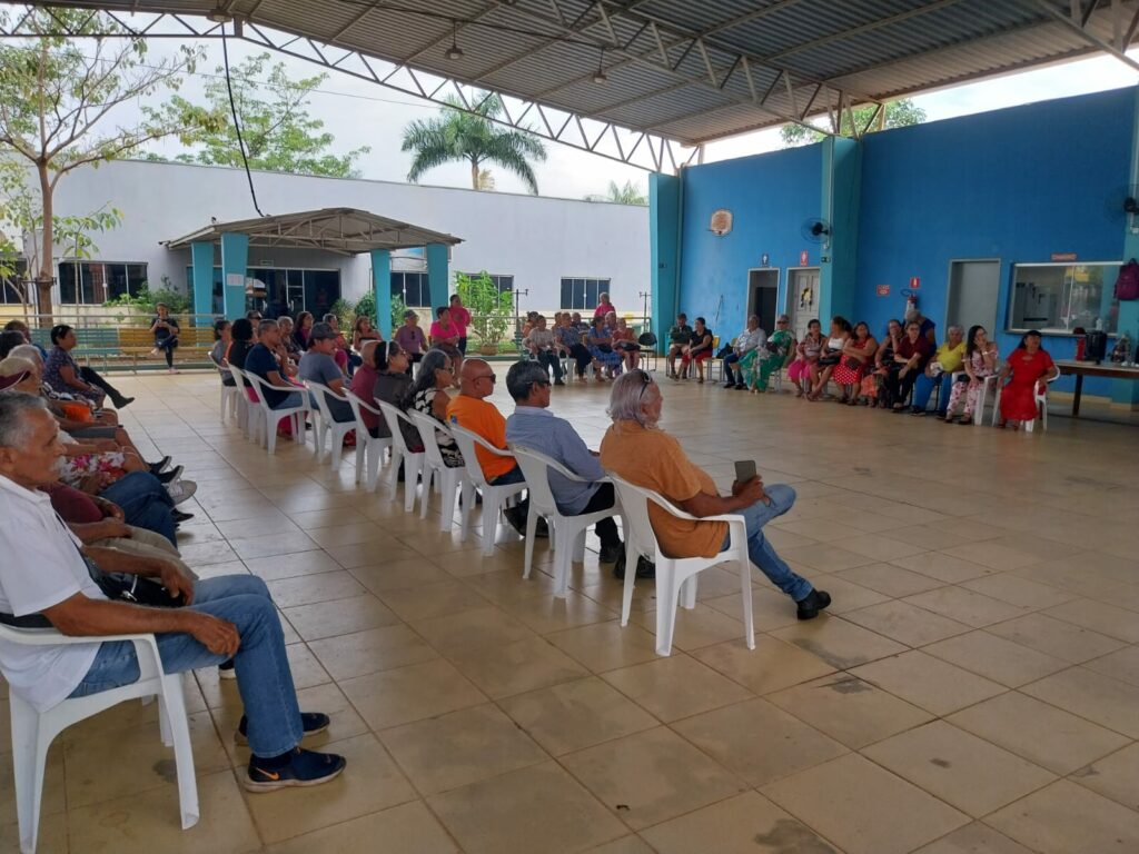Centro de Convivência do Idoso realiza palestra conscientizando sobre Alzheimer