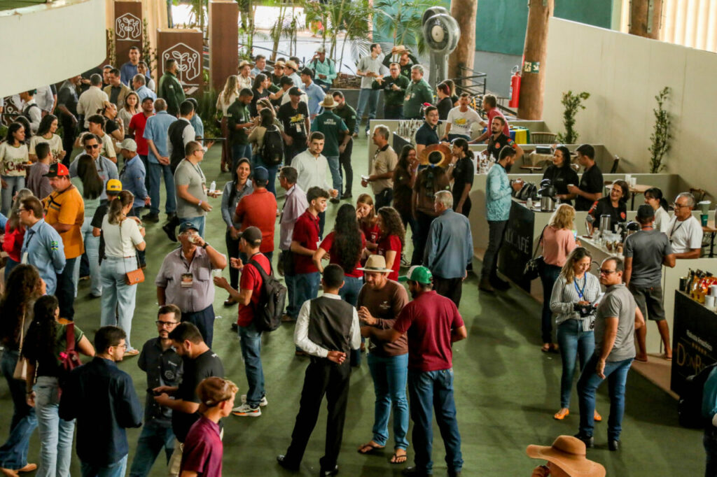 Premiação recorde: Governo de RO entrega mais de R$ 400 mil a cafeicultores no 10º Concafé