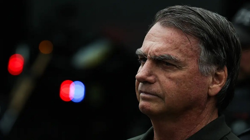 Ex-presidente Bolsonaro é preso preventivamente em Brasília