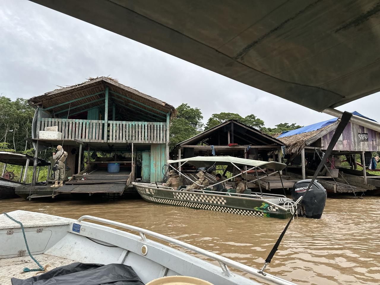 PF e IBAMA deflagram Operação contra garimpo ilegal no Rio Madeira/RO